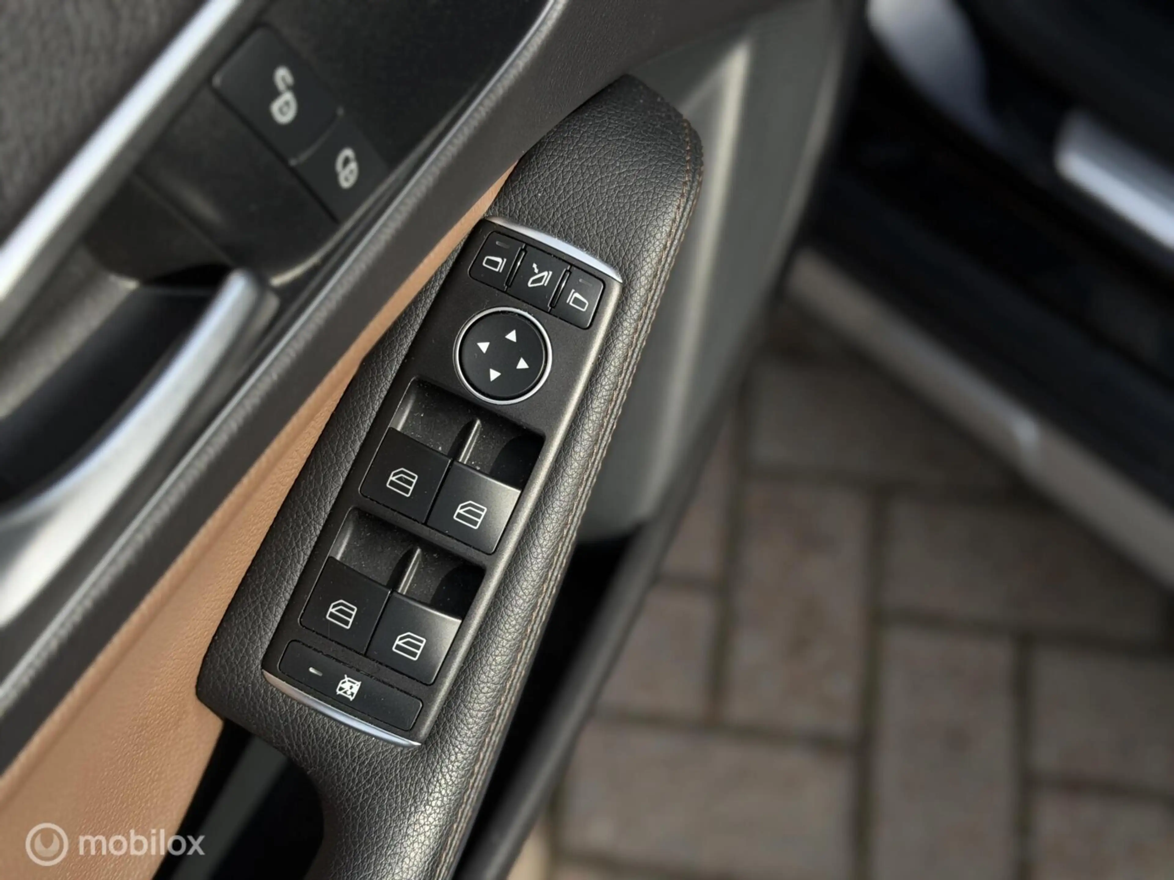 Mercedes-Benz GLA 180 Prestige | Schuif/Kanteldak | Stoelverwarming | Bi — photo 12