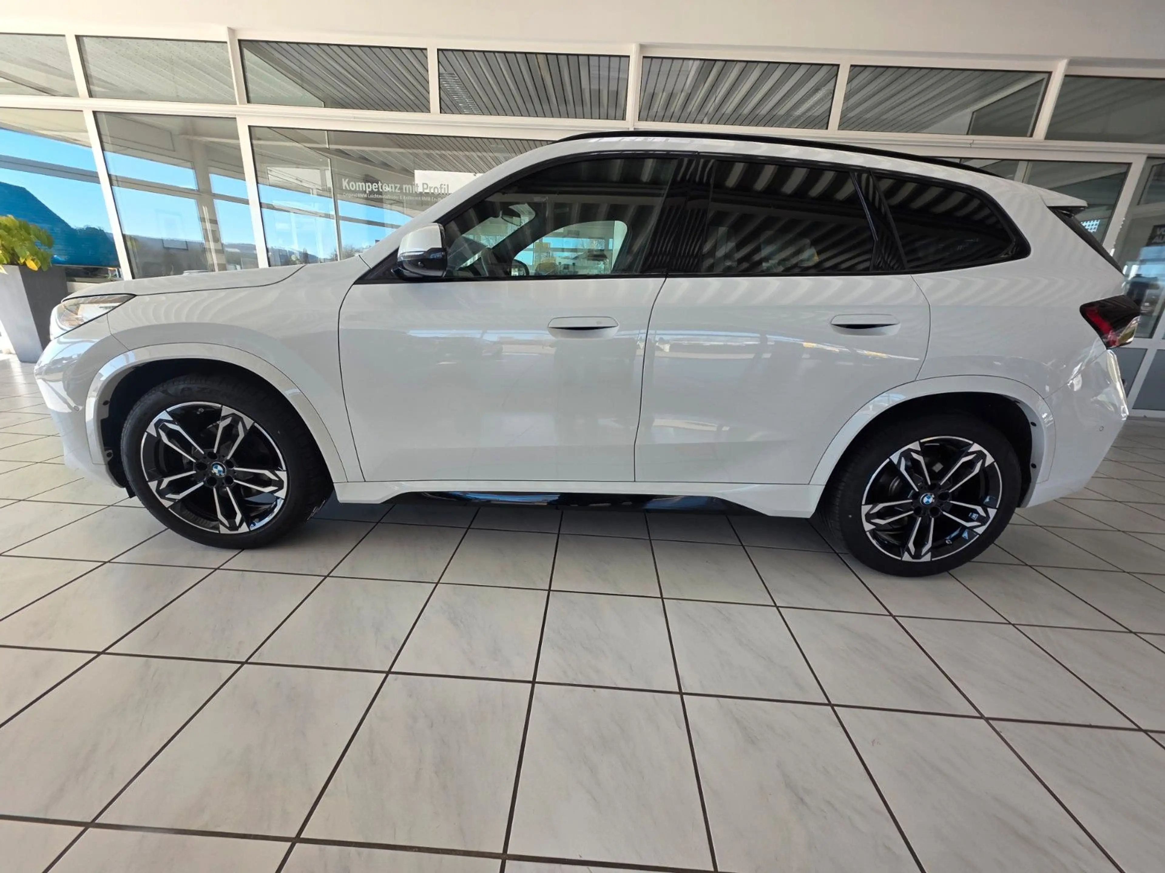 BMW X1 20 d xDrive M Sport AHK, Lenkheiz. — photo 2