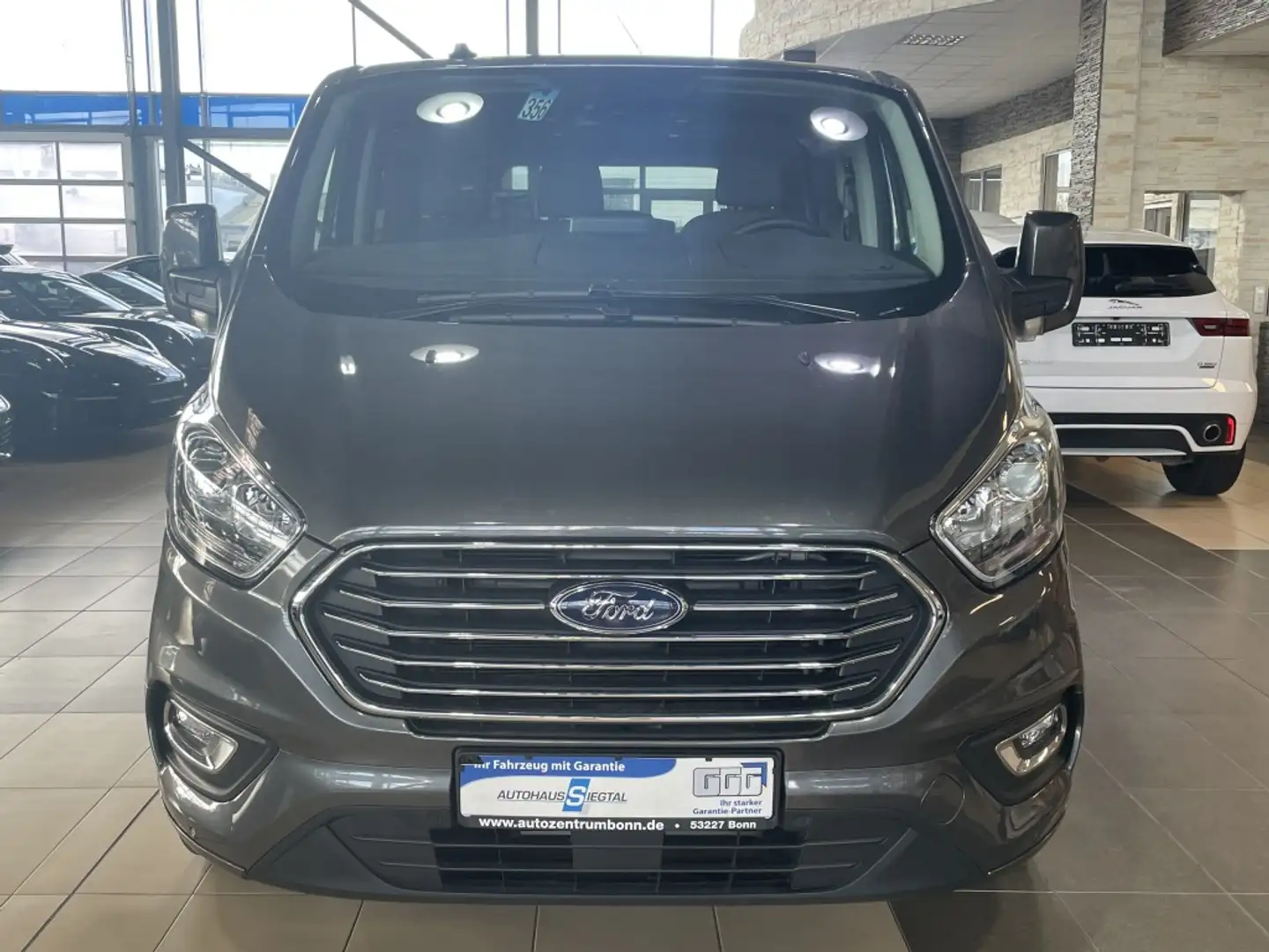 Ford Tourneo Custom L2 Titanium Garantie 9-Sitzer Navi Grau - 2