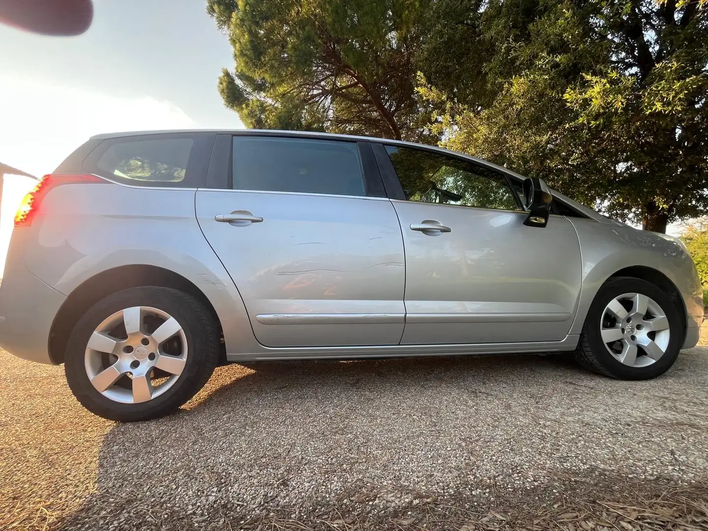 Peugeot 5008 5008 I 2009 1.6 hdi 8v Active (tecno) 112cv Grigio - 2