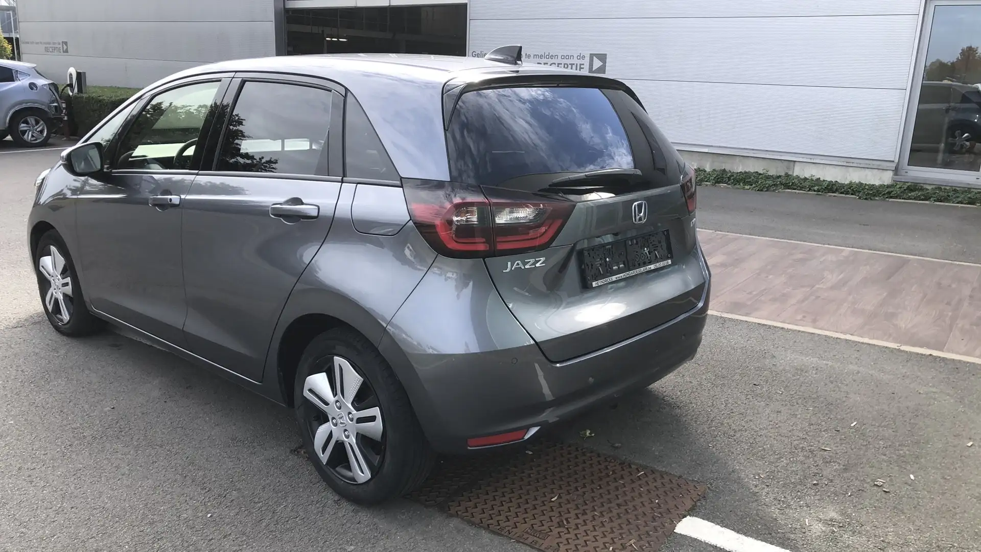Honda Jazz Jazz 1.5 i-MMD Hybrid e-CVT Executive Gris - 2