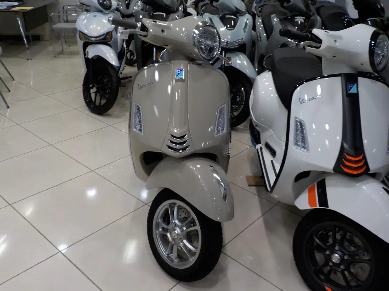 Vespa GTS 310