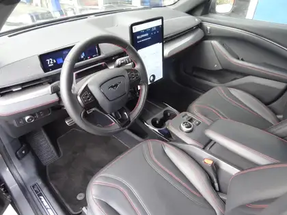 Annonce voiture d'occasion Ford Mustang Mach-E - CARADIZE