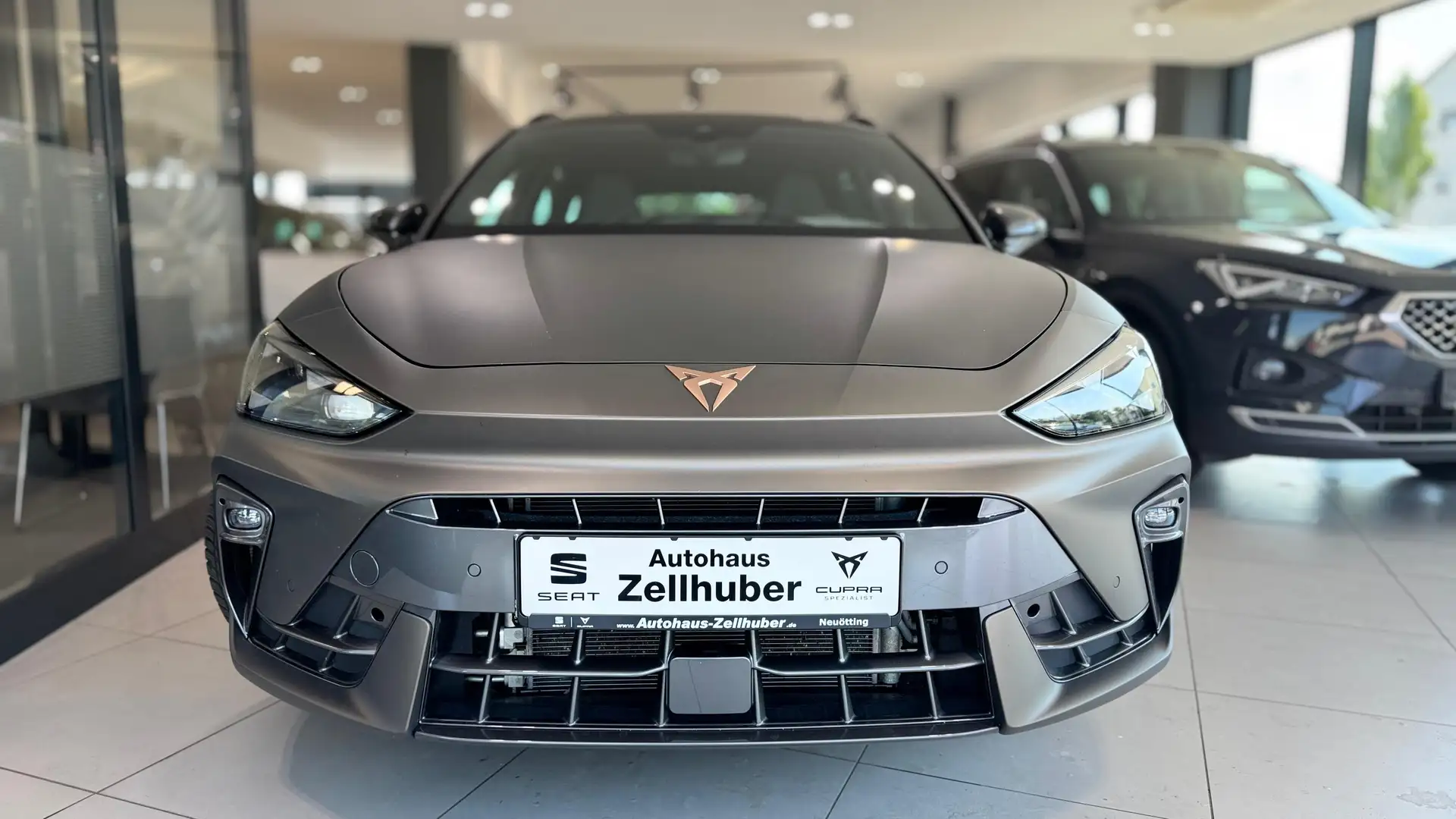 CUPRA Leon ST 1.5 e-Hybr VZ *AHK*Sennheiser* Bronze - 2