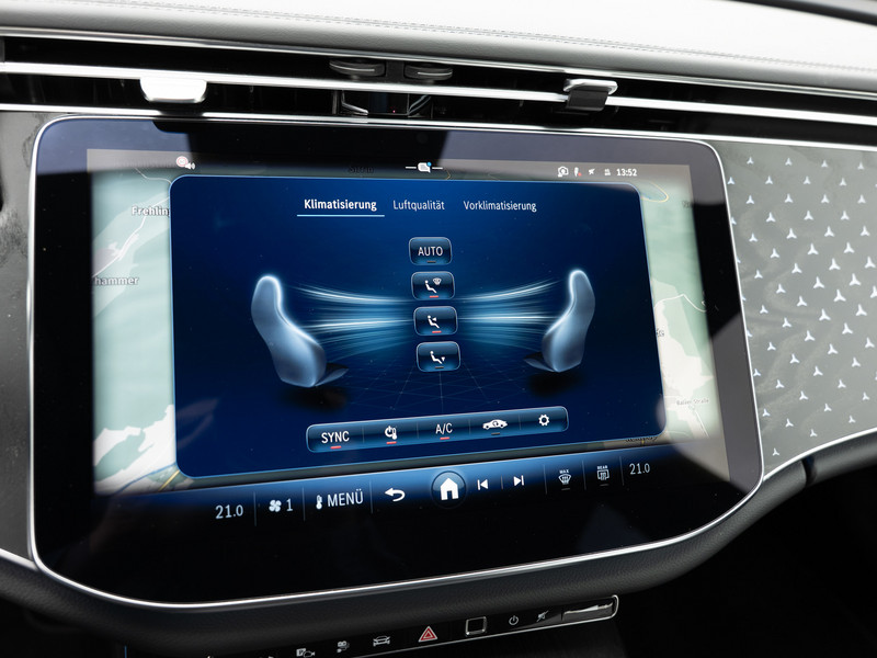 Mercedes-Benz E 300 e T AMG-Sport/DIGITAL/360/Night/AHK/Distr — photo 12