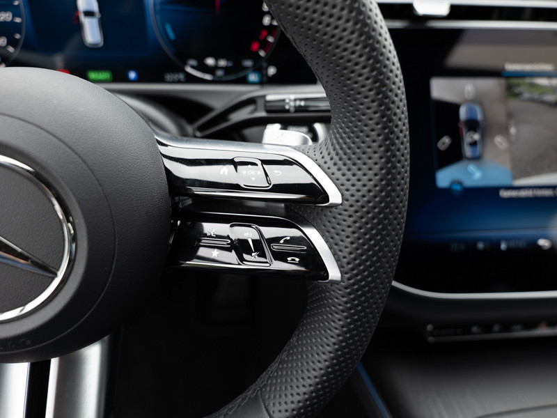 Mercedes-Benz E 300 e T AMG-Sport/DIGITAL/360/Night/AHK/Distr — photo 15