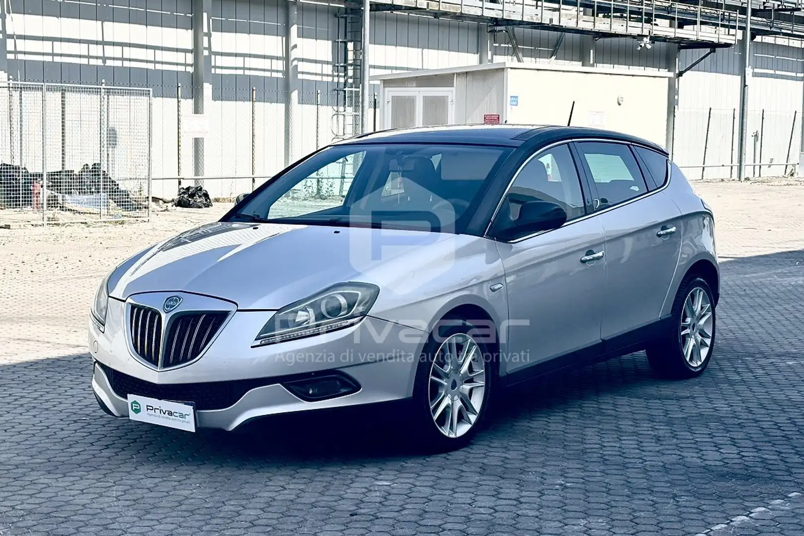 Lancia Delta Delta 1.4 T-Jet 150 CV Platino Argent - 1