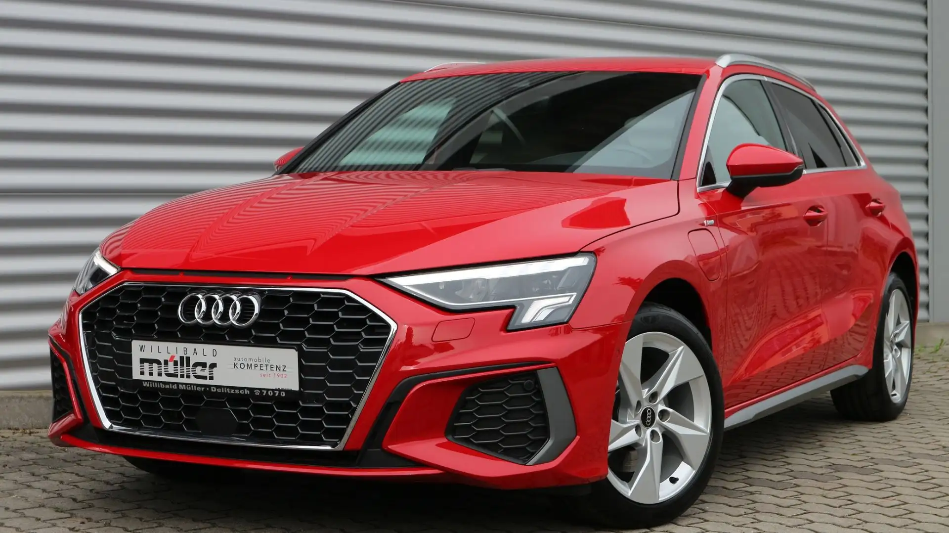 Audi A3 Sportback TFSI e S line A3 Sportback TFSIe, s-line Rood - 1