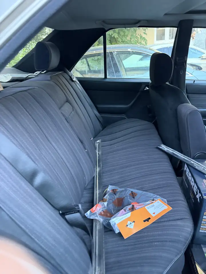 Mercedes-Benz E 260 4Matic, foto 10