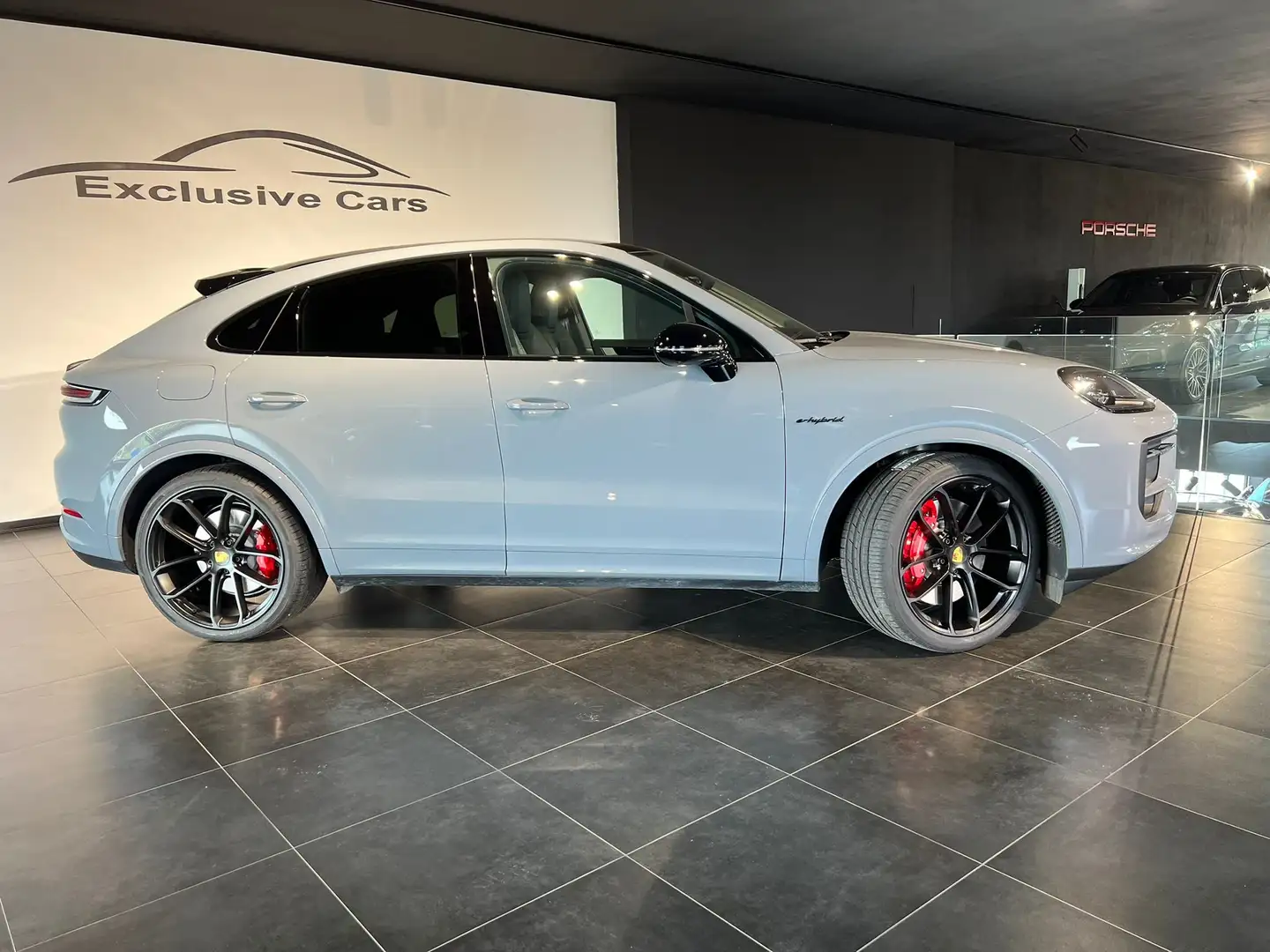 Porsche Cayenne Cayenne Coupe 3.0 e-hybrid S 5pti tiptronic Gri - 2
