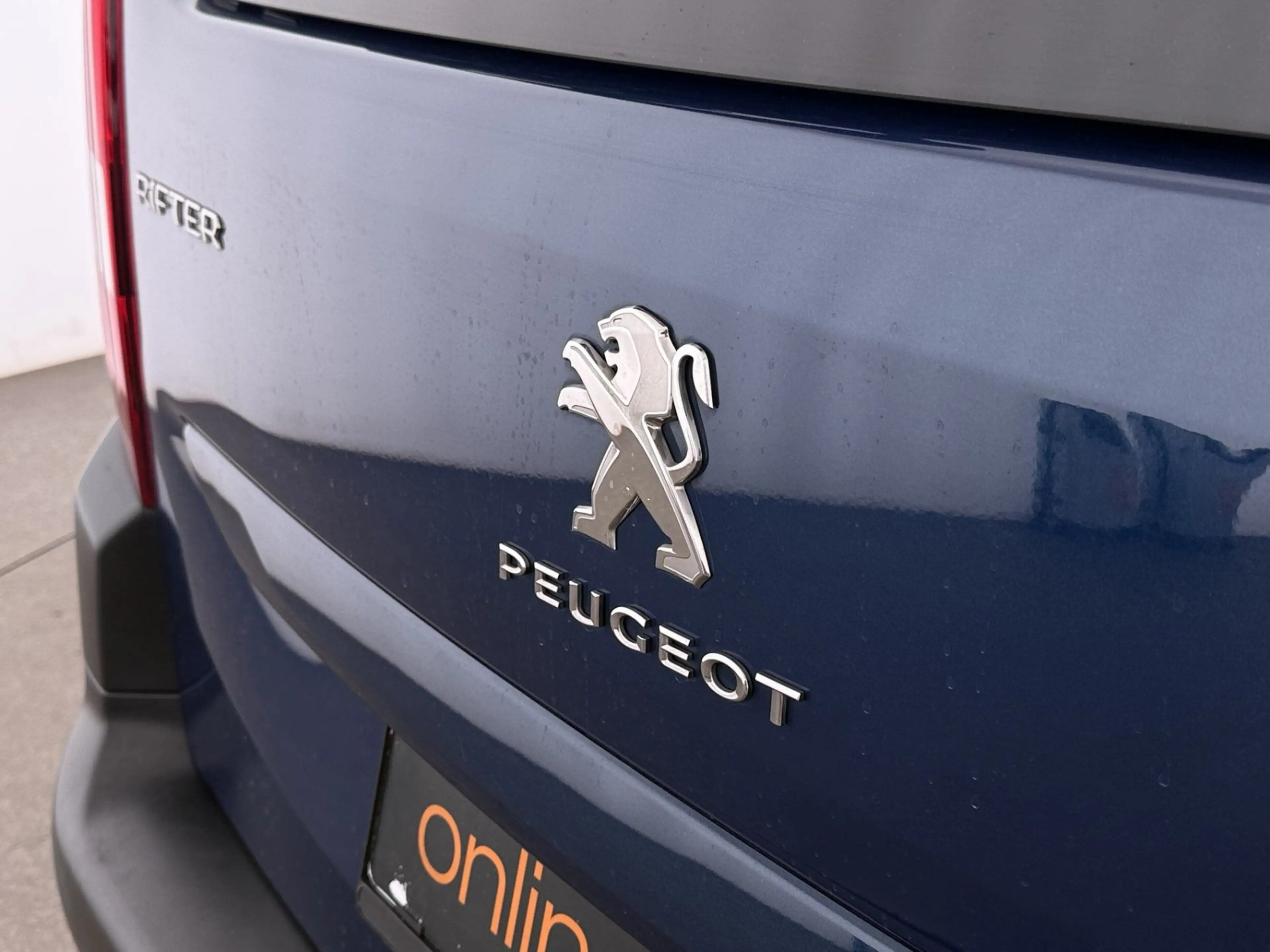 Peugeot Rifter 1.5 BlueHDi 100 L1 Active TEMPOMAT KLIMA — photo 10