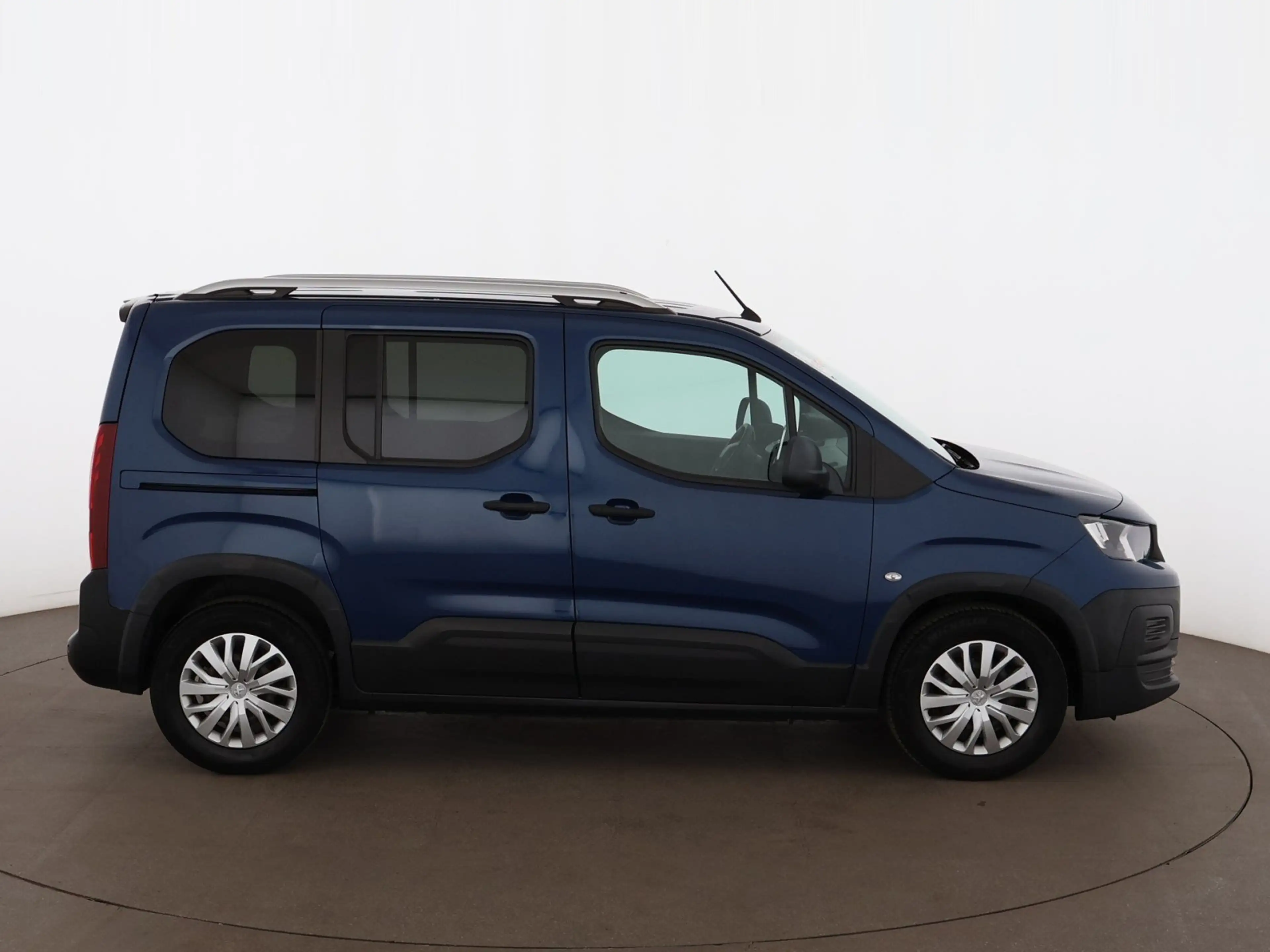 Peugeot Rifter 1.5 BlueHDi 100 L1 Active TEMPOMAT KLIMA — photo 9