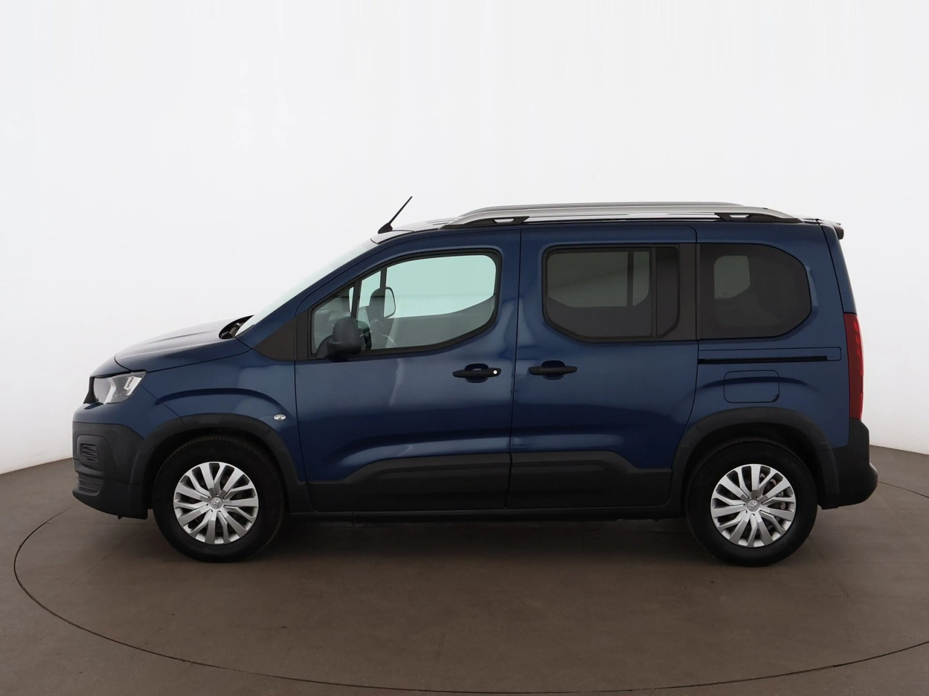 Peugeot Rifter 1.5 BlueHDi 100 L1 Active TEMPOMAT KLIMA — photo 5