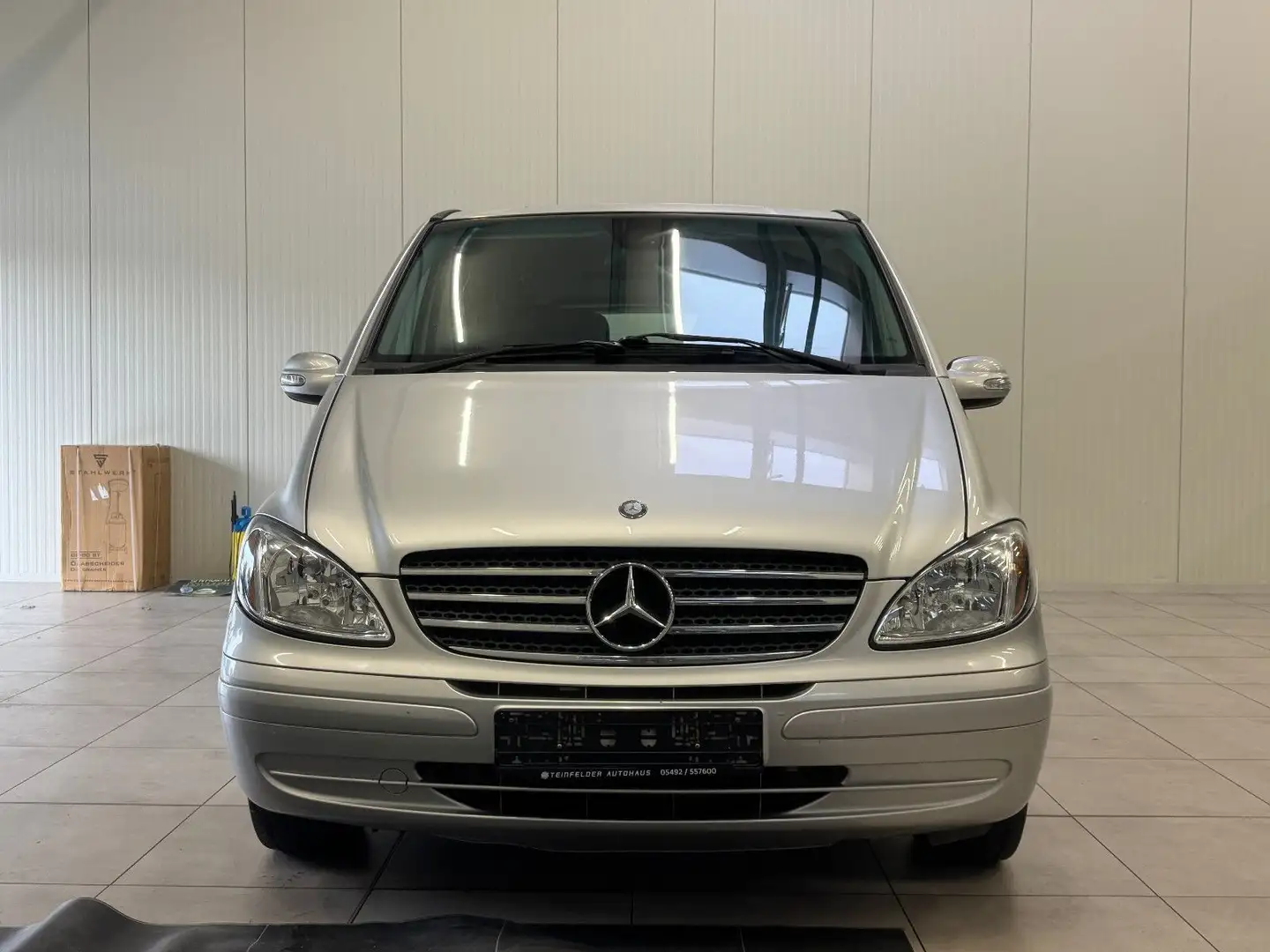 Mercedes-Benz Viano 2.2 CDI extralang / KLIMA / 6 SITZER Silber - 2