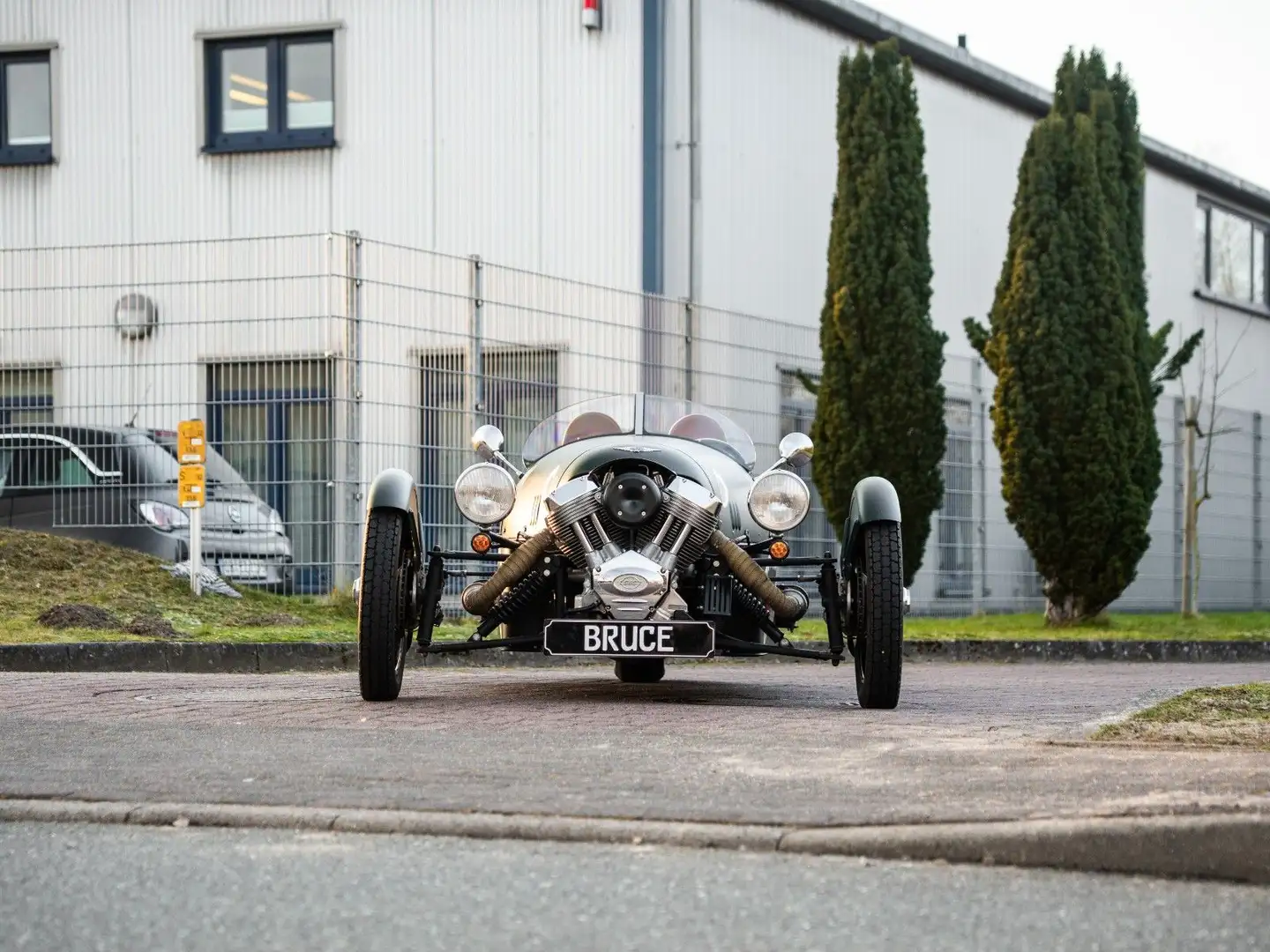 Morgan 3-Wheeler *Sonderlack* viele Morgan Park Extras! Verde - 2