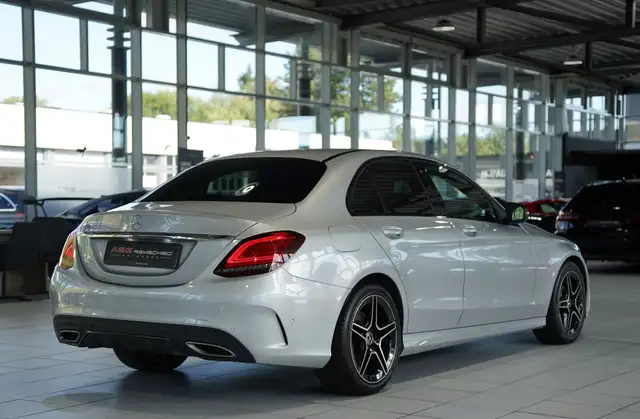 Mercedes-Benz C Class view 7