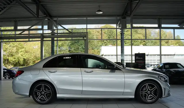 Mercedes-Benz C Class view 6