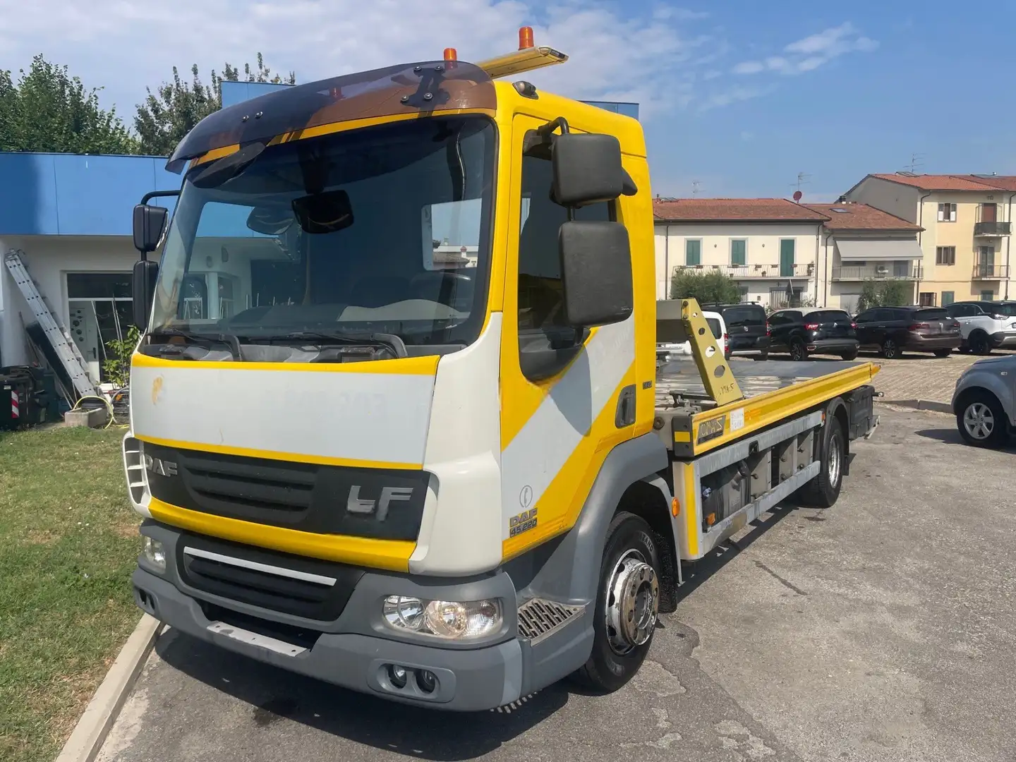 DAF fa lf 45 Gelb - 1