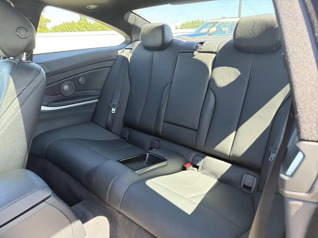 BMW 4 Series photo BMW 4 Series