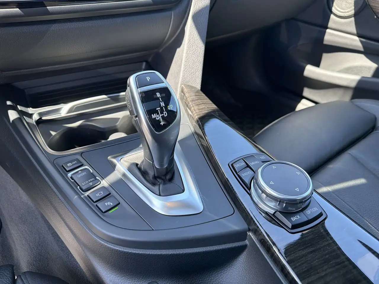 BMW 4 Series photo BMW 4 Series