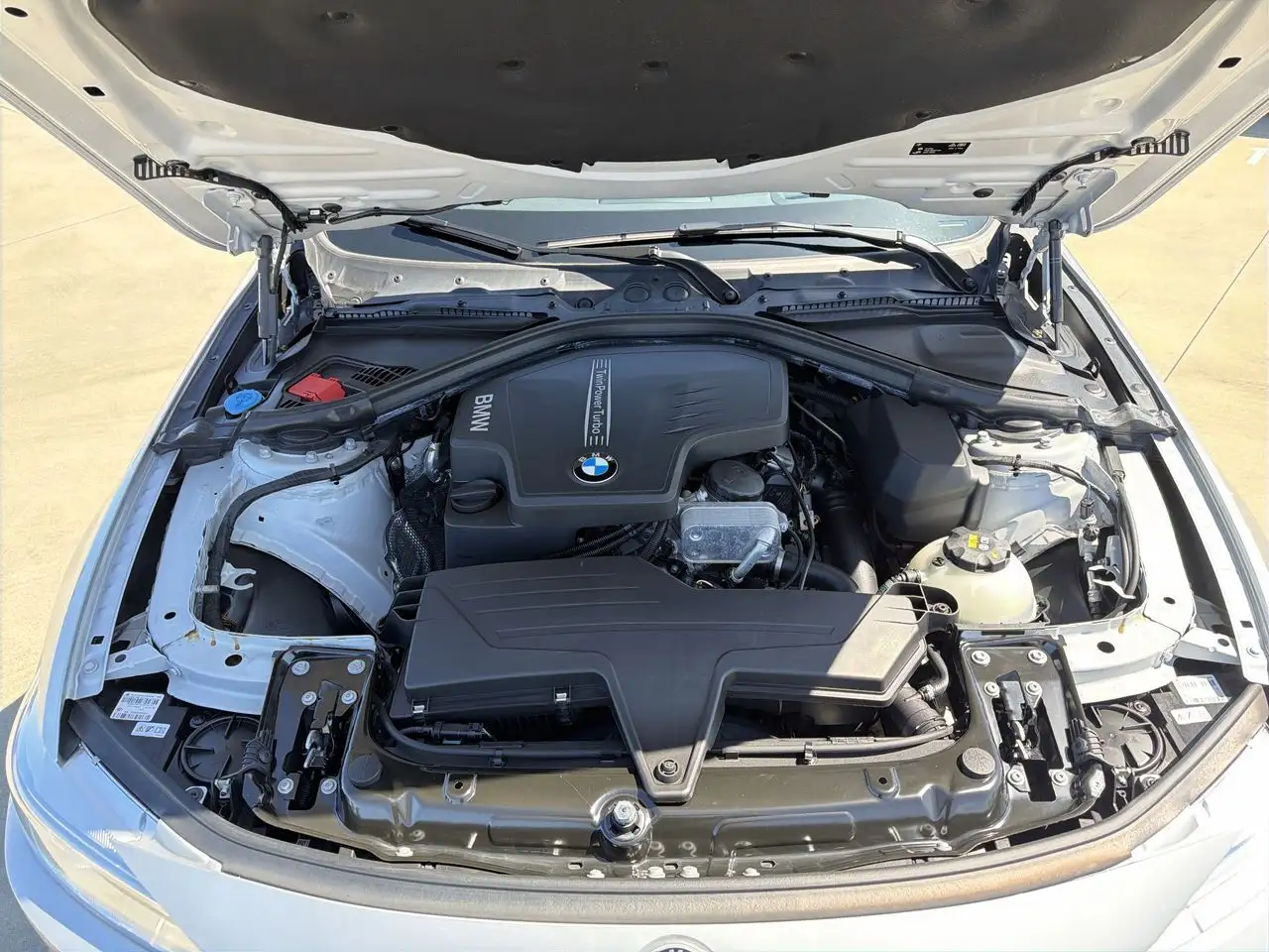 BMW 4 Series photo BMW 4 Series