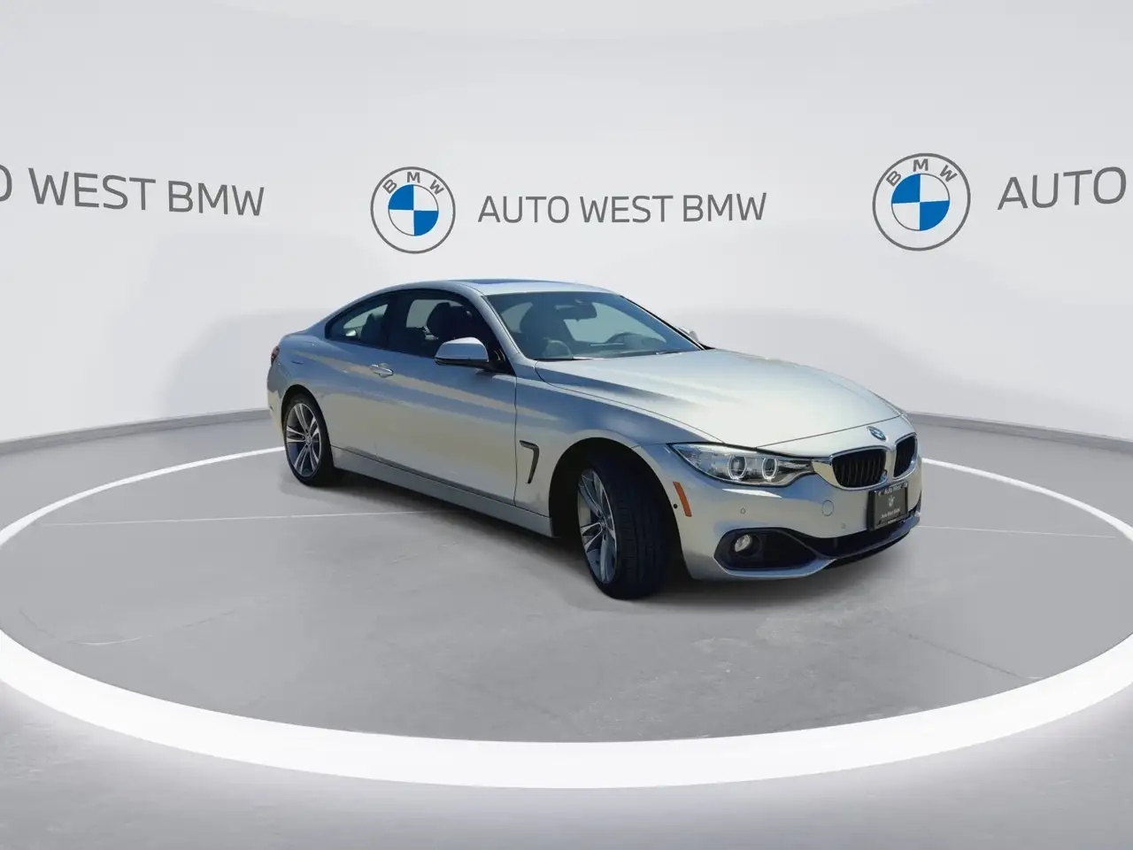 BMW 4 Series photo BMW 4 Series