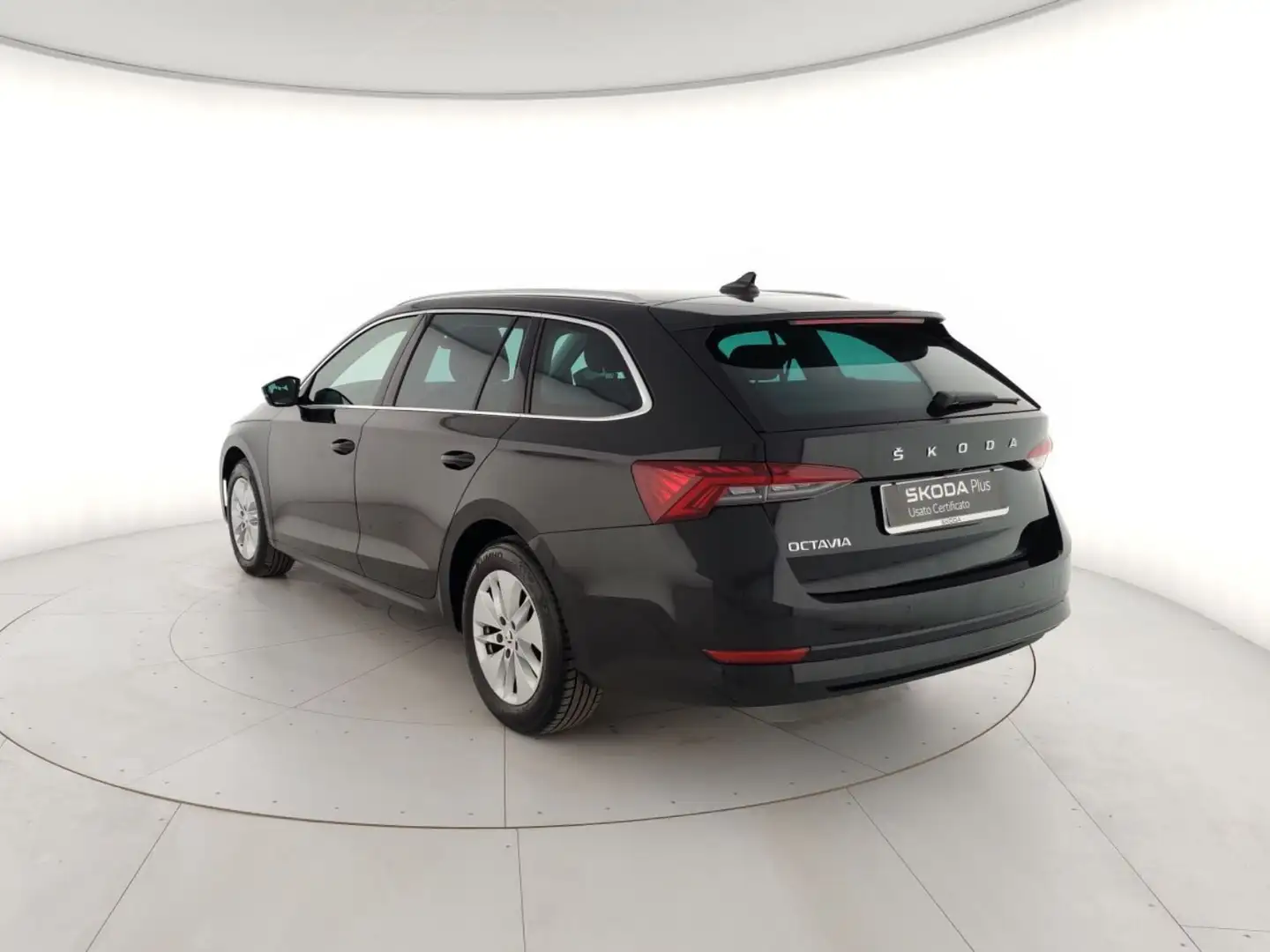 Skoda Octavia 2.0 TDI EVO SCR DSG Wagon Ambition Nero - 2