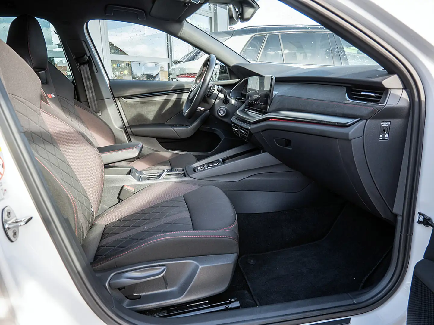 Skoda Octavia Combi 2.0 TSI RS SHZ NAVI ACC HUD LED Weiß - 2