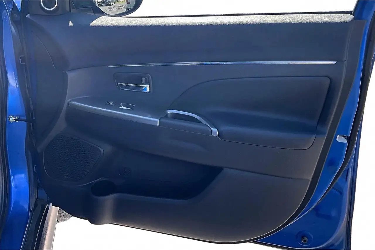 Mitsubishi RVR снимка Mitsubishi RVR