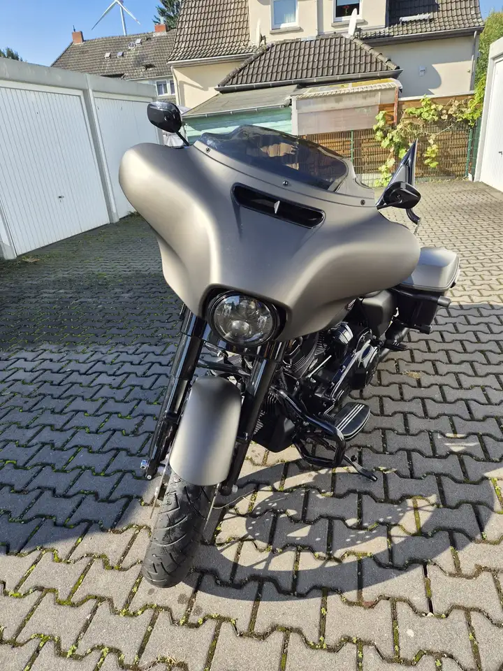 Harley-Davidson Street Glide