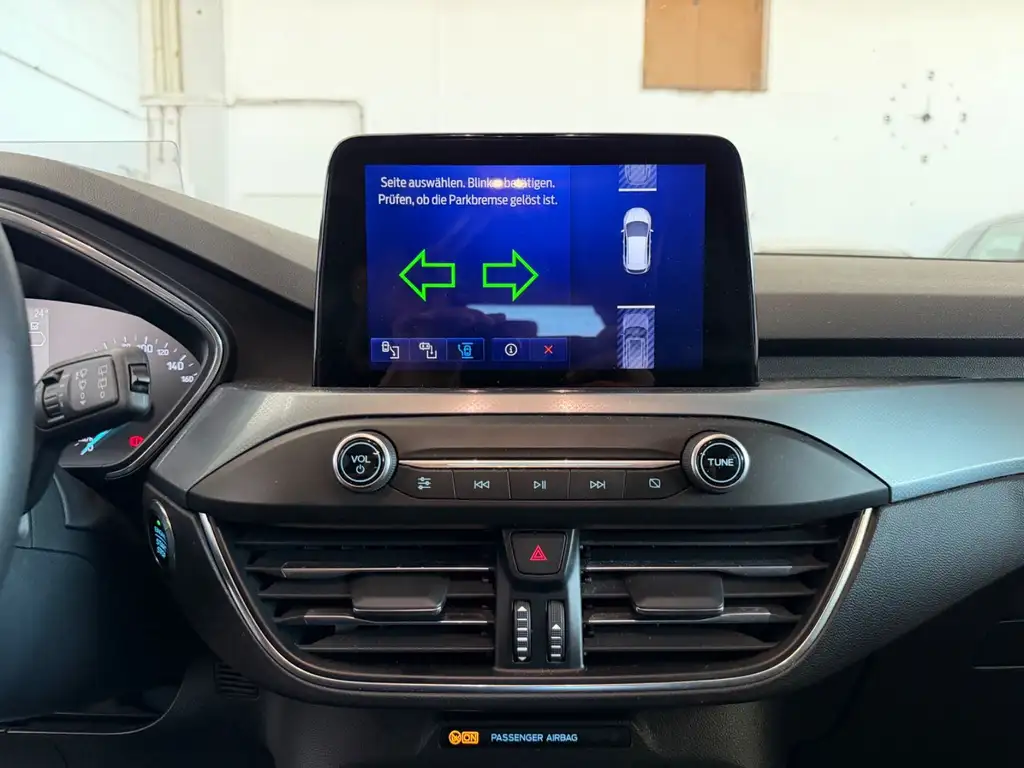 Ford Focus Turnier Active X | Spurass | ACC |LED |AHK Bild 23