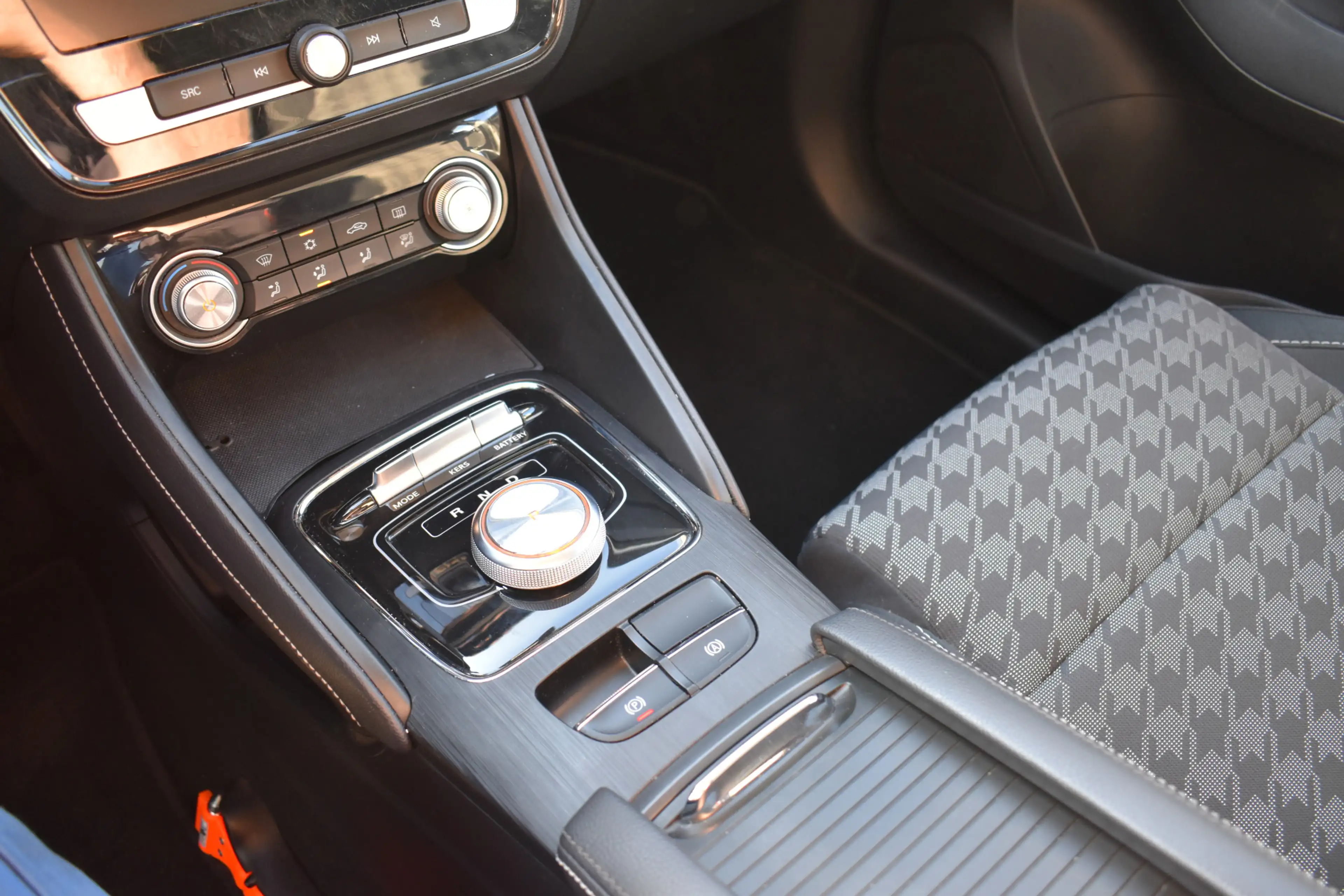 MG ZS MG EV Comfort 45 kWh — photo 13