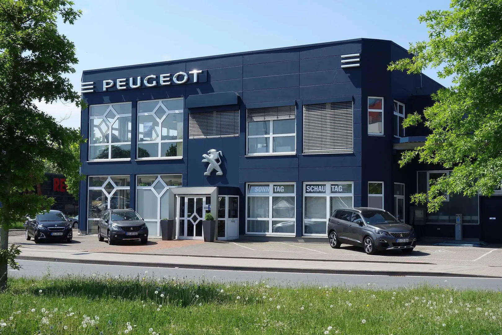 Peugeot 208 GT Pack 1.2 PureTech 100 Gelb - 1