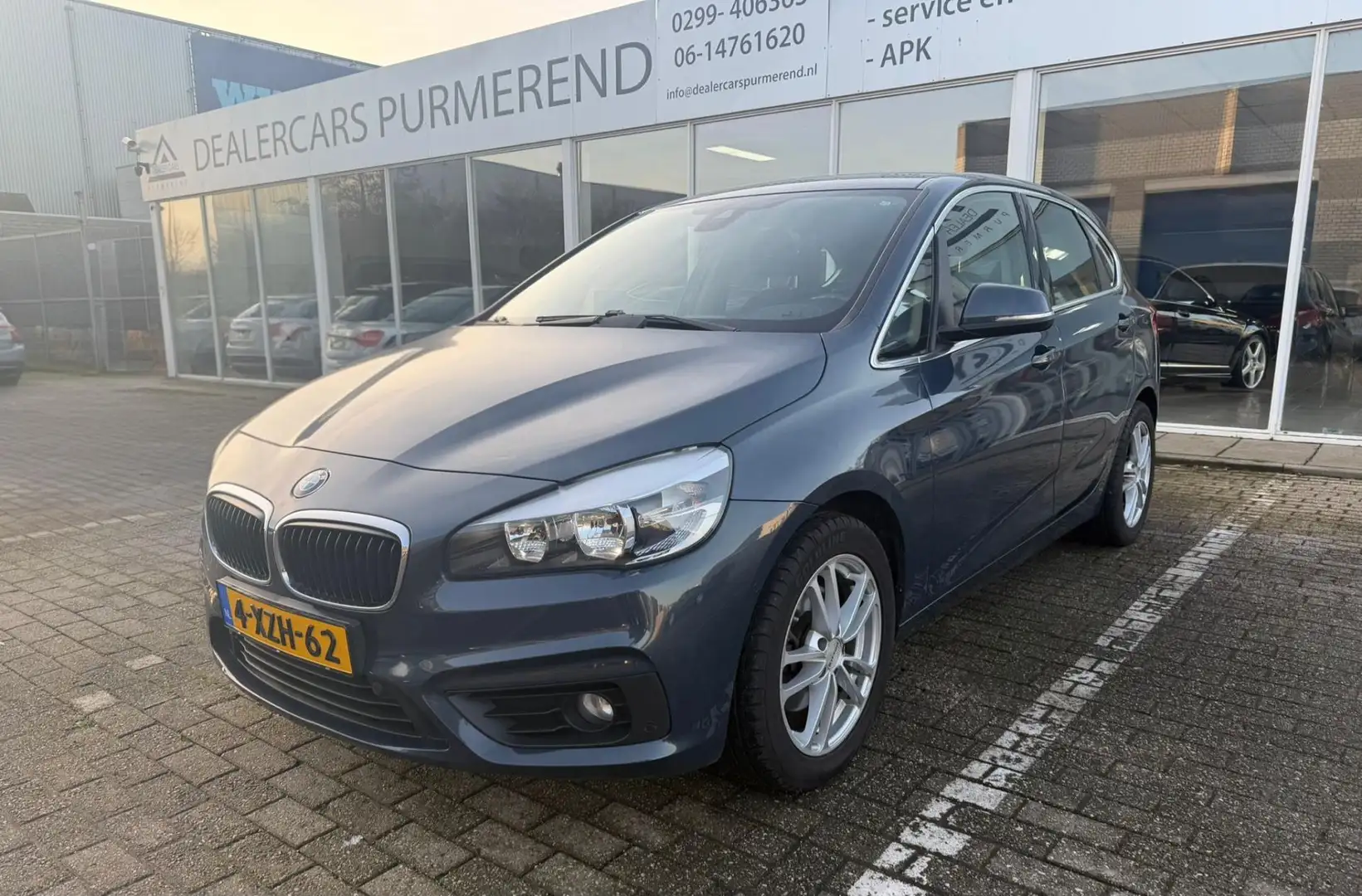 BMW 218 2-serie Active Tourer 218i Executive Grau - 1