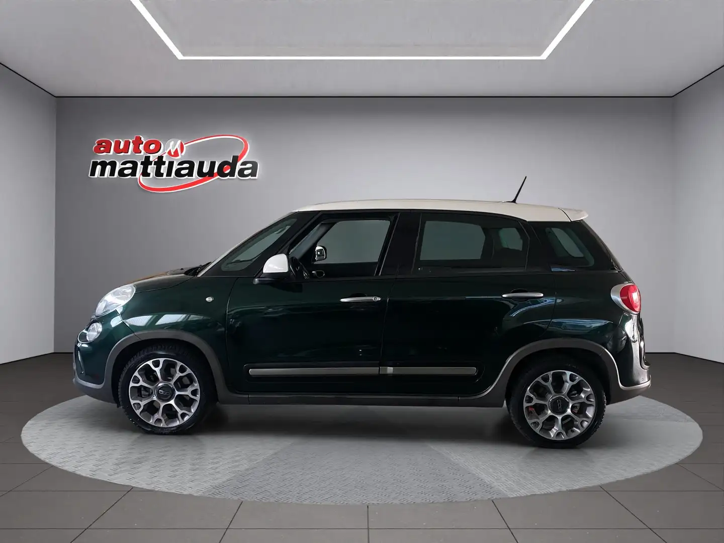 Fiat 500L 500L 1.6 mjt Trekking 120cv E6 Nero - 2