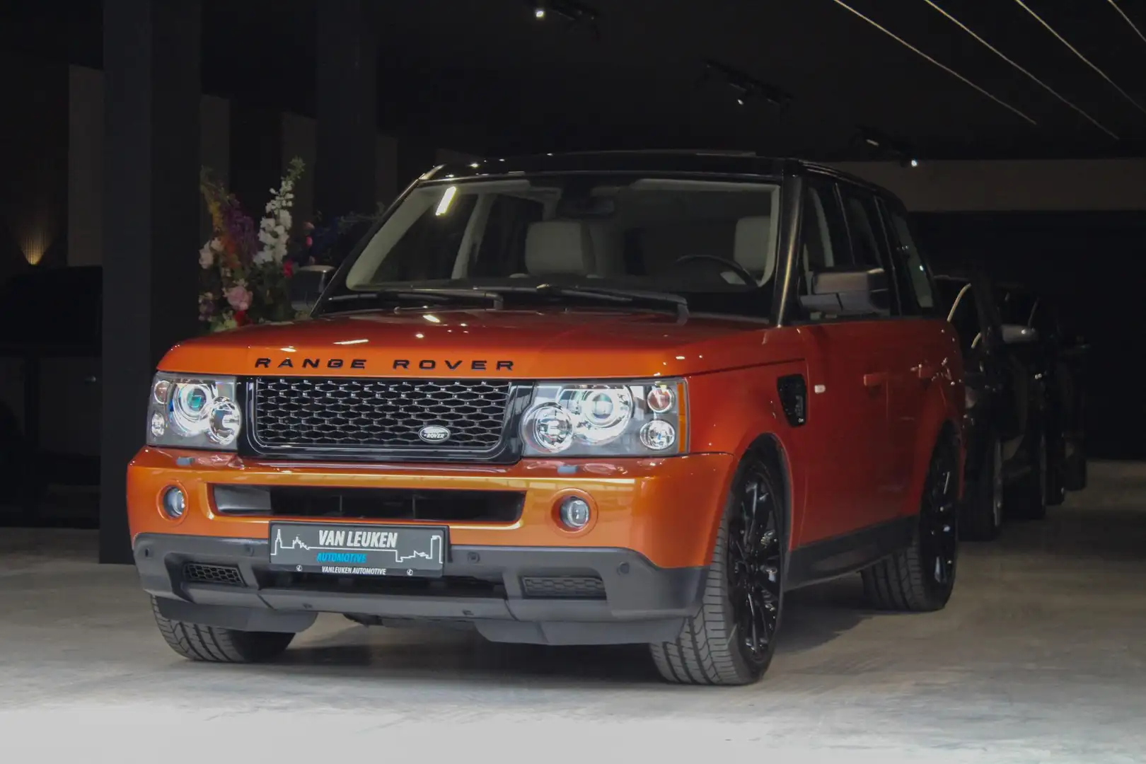 Land Rover Range Rover Sport 4.2 V8 Supercharged First Edition Youngtimer 49.50 Oranje - 2