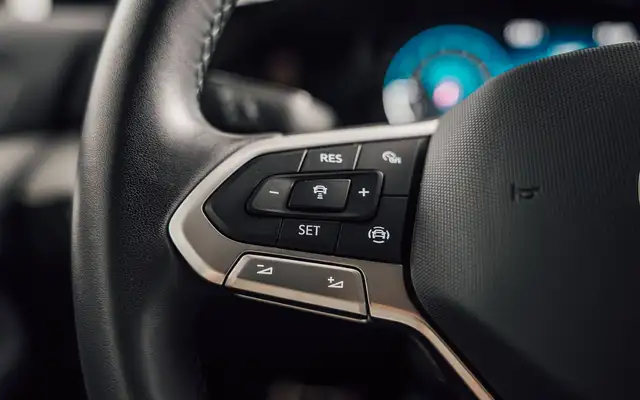 Volkswagen Golf view 15