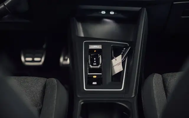Volkswagen Golf view 29