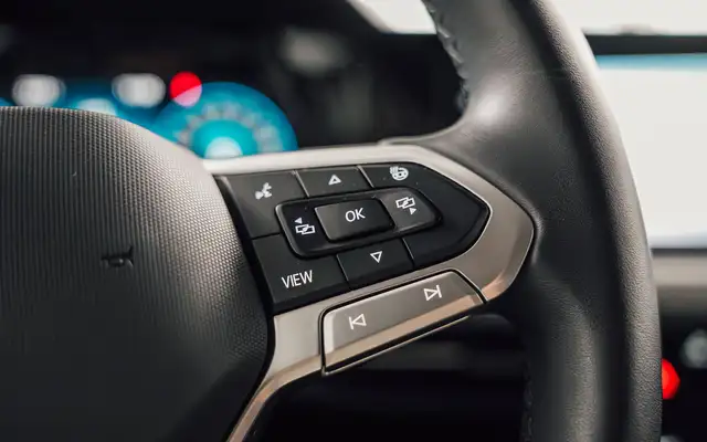 Volkswagen Golf view 16