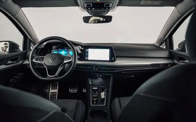 Volkswagen Golf view 13