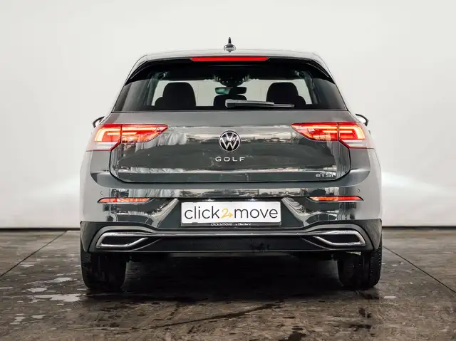 Volkswagen Golf view 4