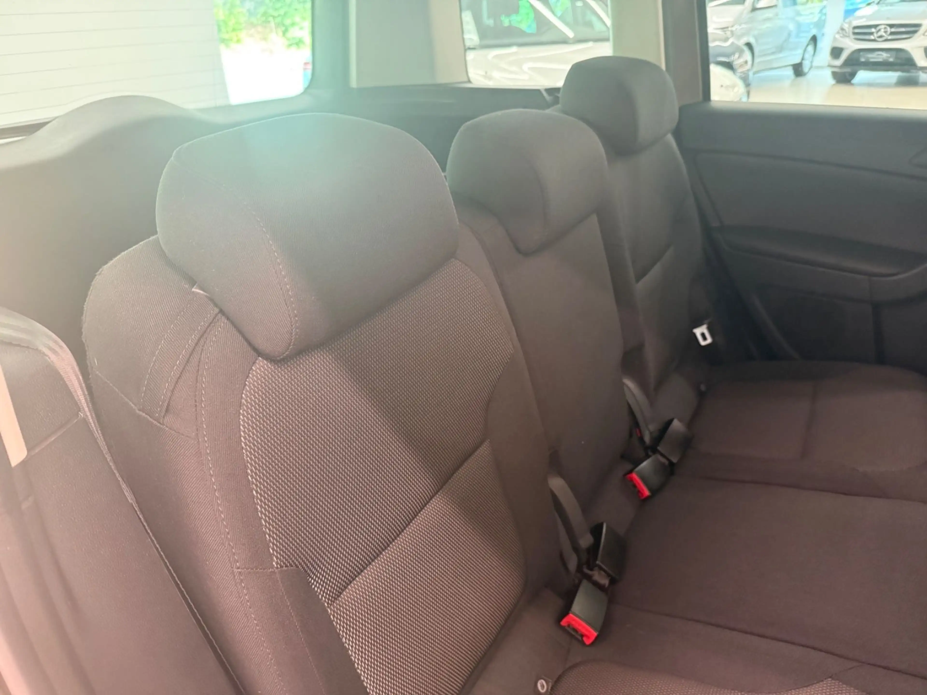 Skoda Yeti Ambition Plus Edition 4x4 DSG PDC AHK — photo 14