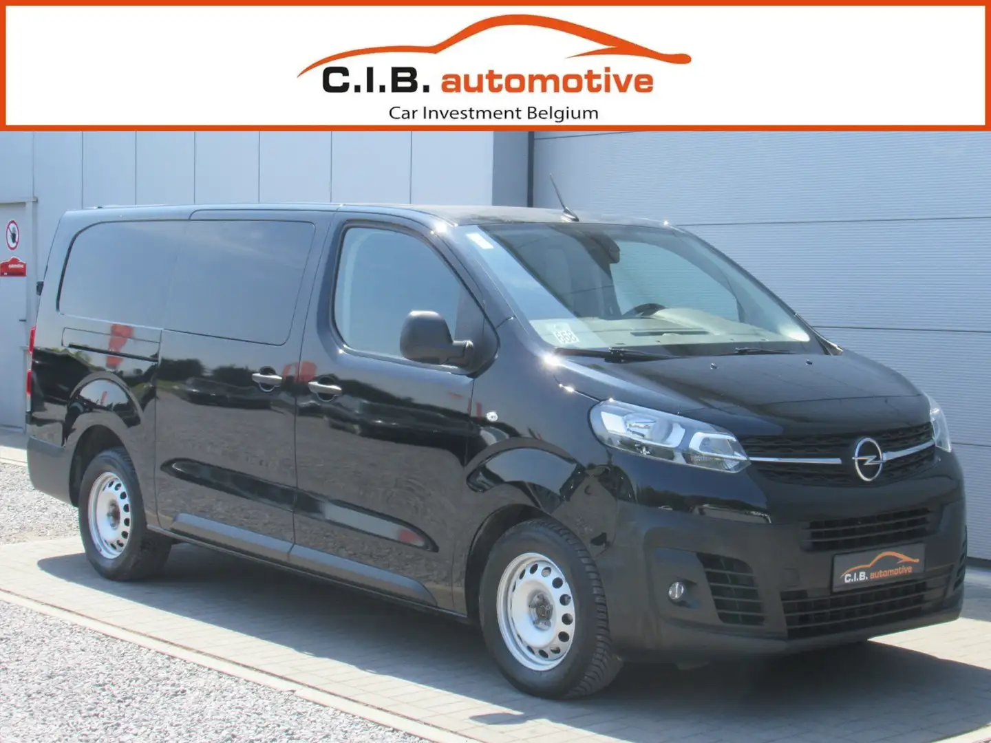 Opel Vivaro 2.0 TD / € 21.900 Netto / L3H1 / Aut. / DoKa Černá - 1