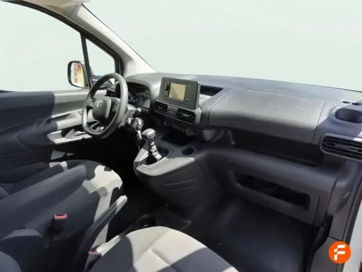 Toyota ProAce City 2020, foto 17