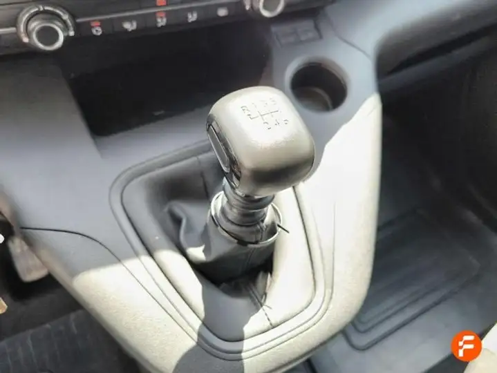 Toyota ProAce City 2020, foto 32