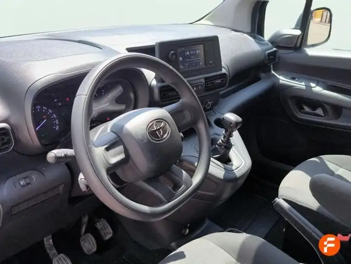 Toyota ProAce City 2020, foto 29