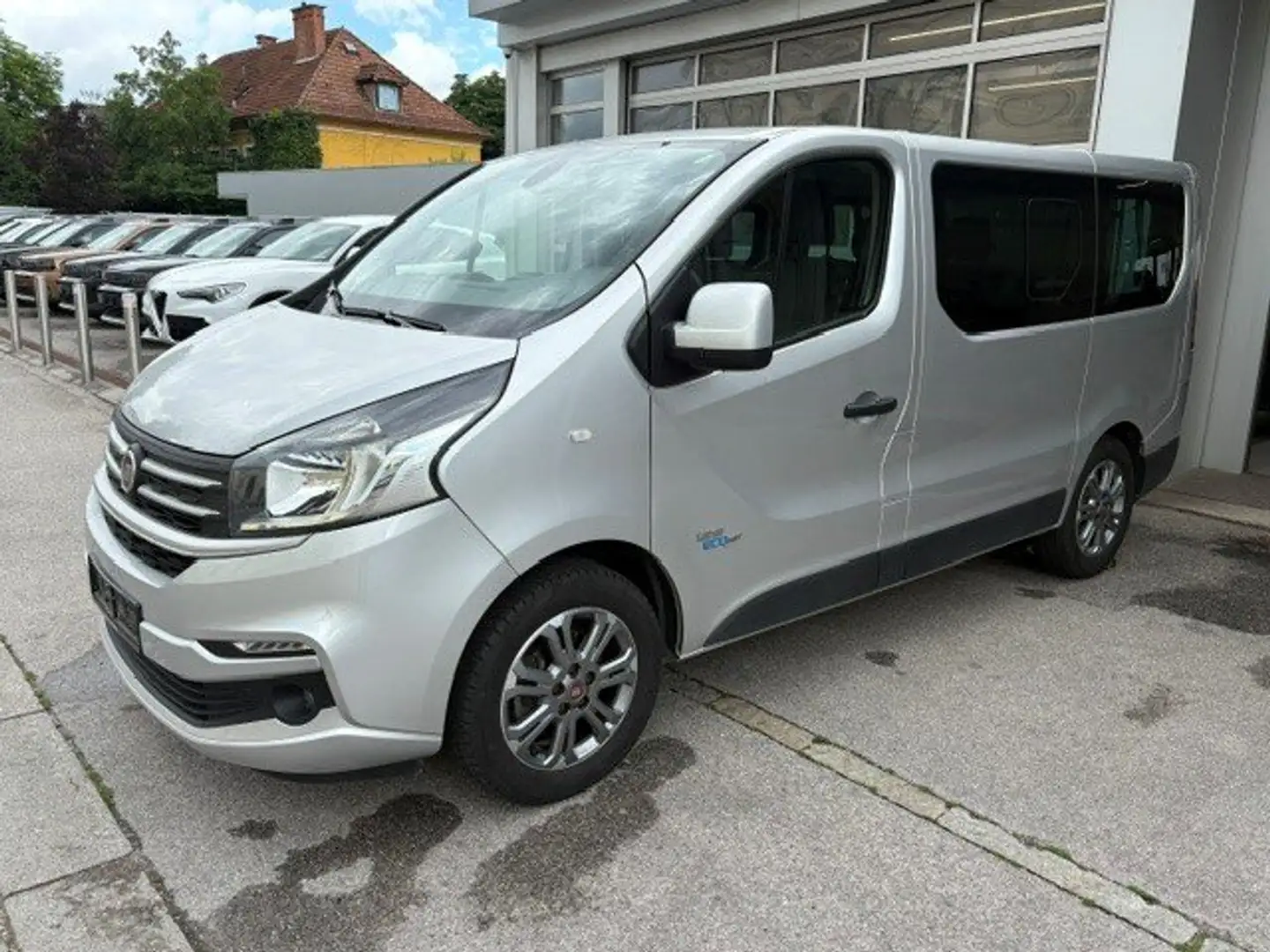 Fiat Talento Talento Panorama 1,6 EcoJet 125 KR Executive E Silber - 2