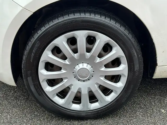 Ford Ka/ka+ view 8