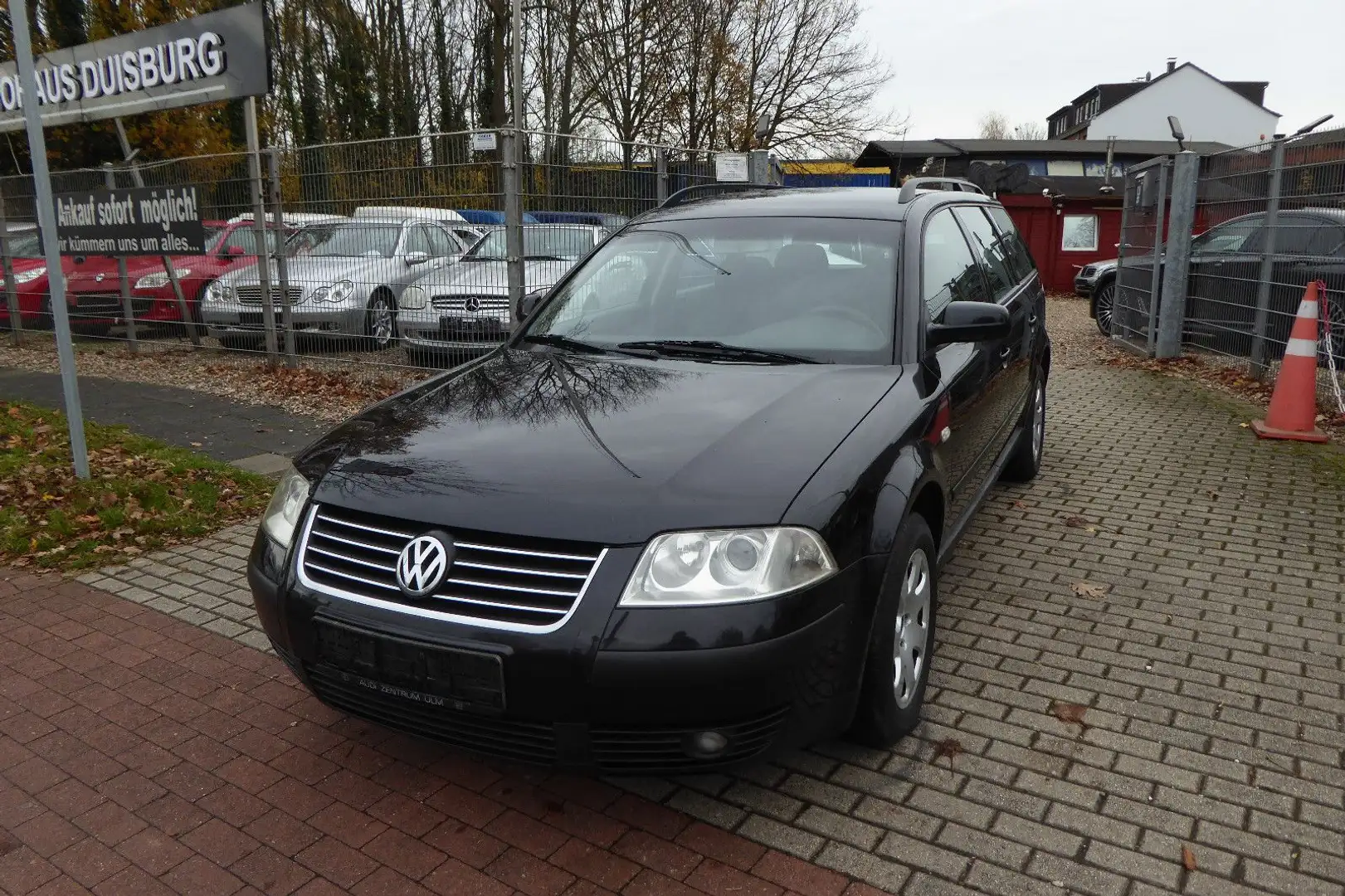 Volkswagen Passat Variant Basis/ Klima/ Tempomat/ TOP! Noir - 1