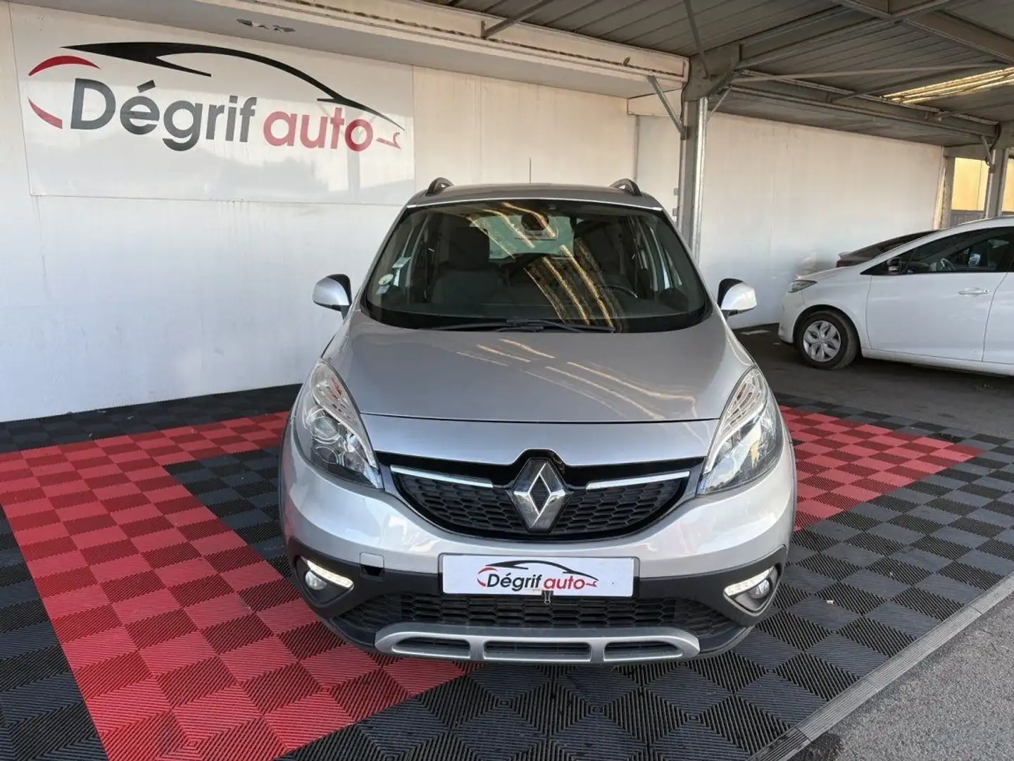 Renault Scenic III dCi 110 Energy eco2 Zen Gris - 2